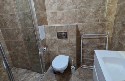 Location d’un élégant appartement de 2 pièces avec vue sur la mer, Lazuren Bryag, Bourgas, Bulgarie